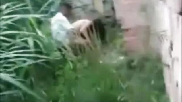 Clip de UR mamá chupando polla! ¡¡¡Y ES hentai online español UNA BUENA CHUPADORA !!!