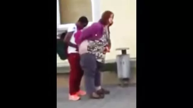 Domina tetona castigando a su esclava videospornoenespañol sumisa